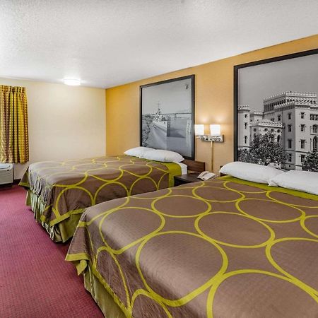 Super 8 By Wyndham Kinder/Coushatta Near Casino Dış mekan fotoğraf